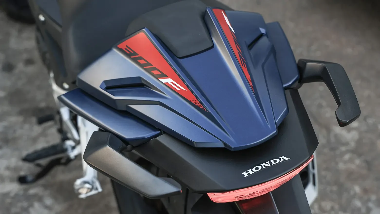 CB 300F Twister S - foto 12
